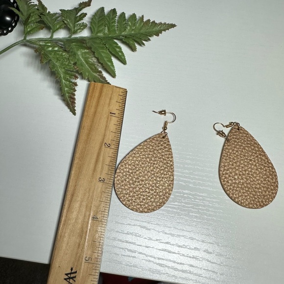GOLD Faux Leather Earrings Tear Drop Design - Picture 4 of 6